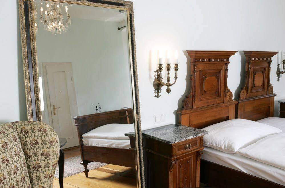 Hotel Schloss Lehen Bad Friedrichshall Luaran gambar